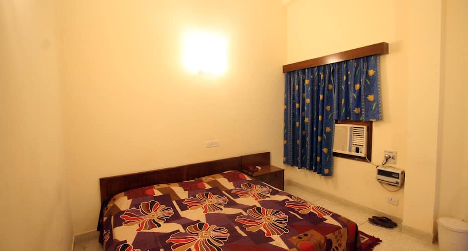 TG Stays Safdarjung Development Area, New Delhi 5